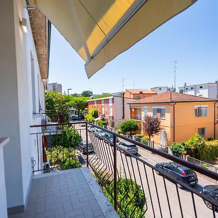 Elegante E Moderno A Apartmán Ravenna