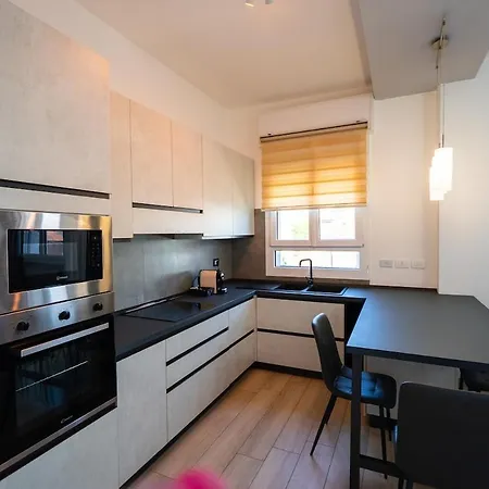 Elegante E Moderno A Apartmán